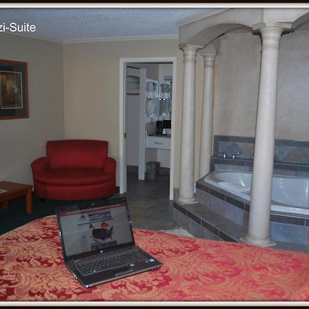 Americas Best Value Inn Lubbock East Екстер'єр фото