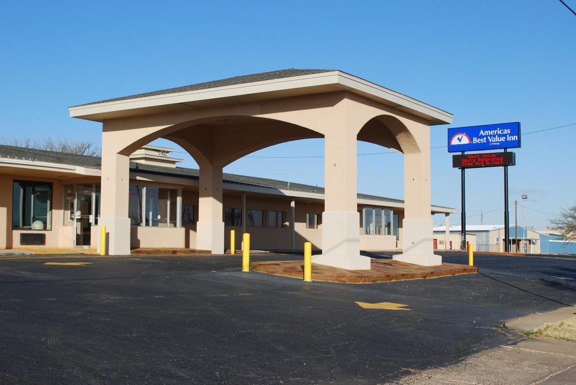 Americas Best Value Inn Lubbock East Екстер'єр фото